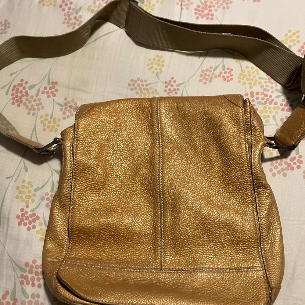 Bosca Metallic Gold/Tan Crossbody Bag Beautiful